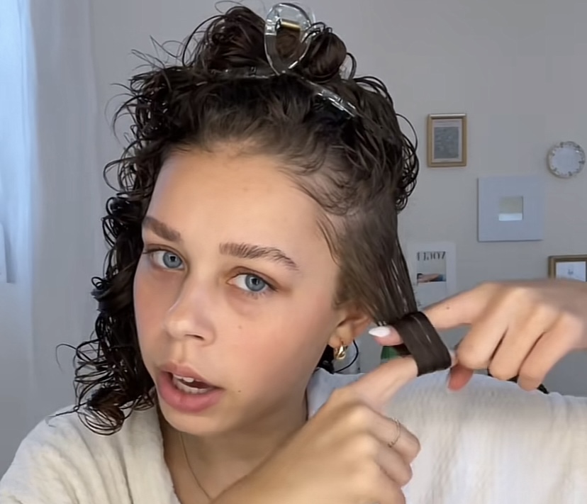 Finger Coiling